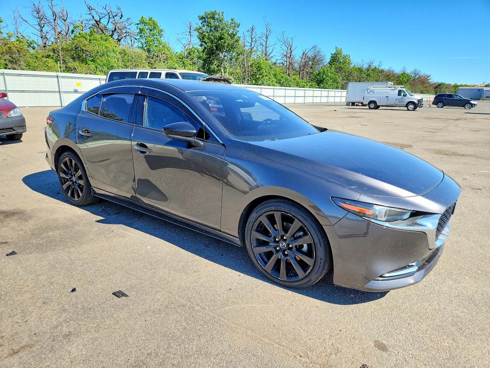 56165526 :رقم المزاد ، JM1BPBAY5M1316692 vin ، 2021 Mazda 3 مزاد بيع