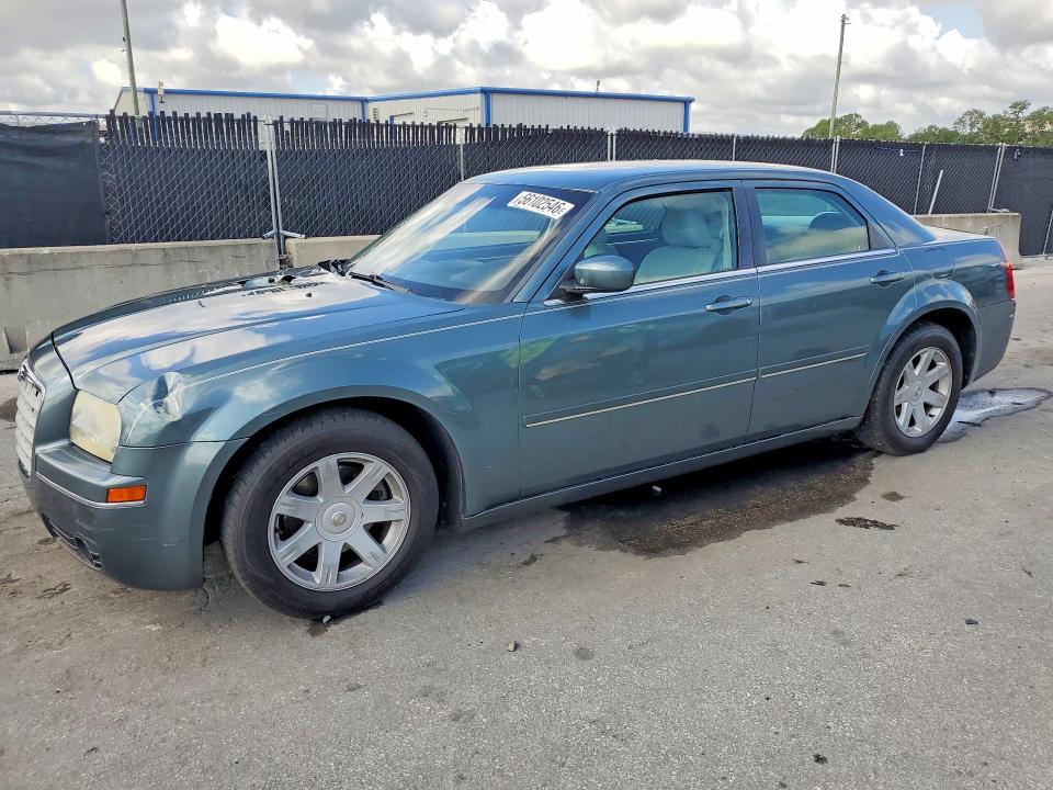 Продажа на аукционе авто 2005 Chrysler 300, vin: 2C3JA53G95H131703, номер лота: 56102546