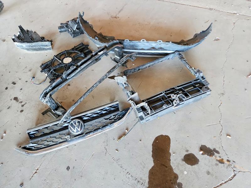 59009836 :رقم المزاد ، 3VVEX7B2XPM372639 vin ، 2023 Volkswagen Taos مزاد بيع