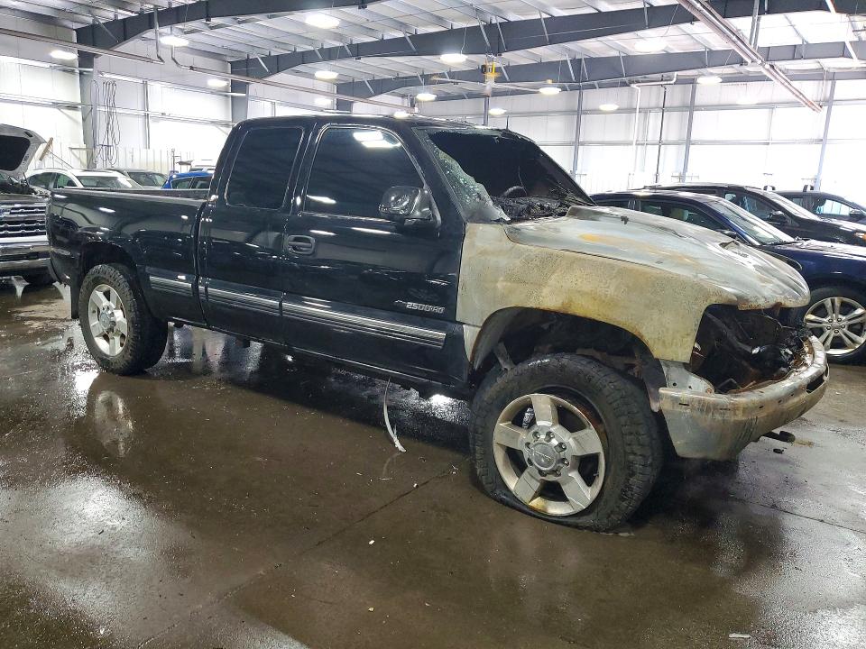 Продаж на аукціоні авто 2002 Chevrolet Silverado, vin: 1GCHK29U02E225300, номер лоту: 57847806
