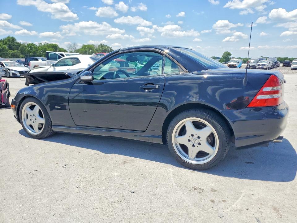 56092306 :رقم المزاد ، WDBKK65F31F210737 vin ، 2001 Mercedes-benz Slk مزاد بيع