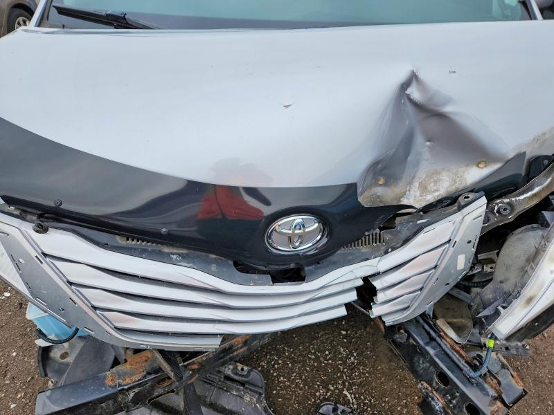 Продаж на аукціоні авто 2017 Toyota Sienna, vin: 5TDKZ3DC3HS889907, номер лоту: 58612036