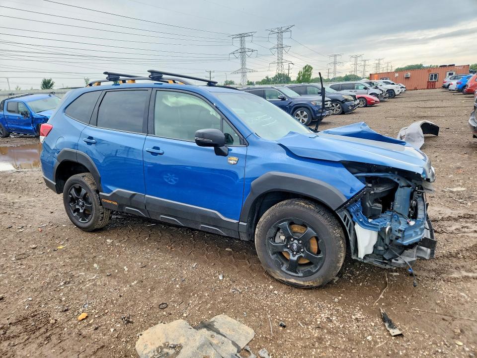 56112116 :رقم المزاد ، JF2SKAMC0NH423247 vin ، 2022 Subaru Forester مزاد بيع