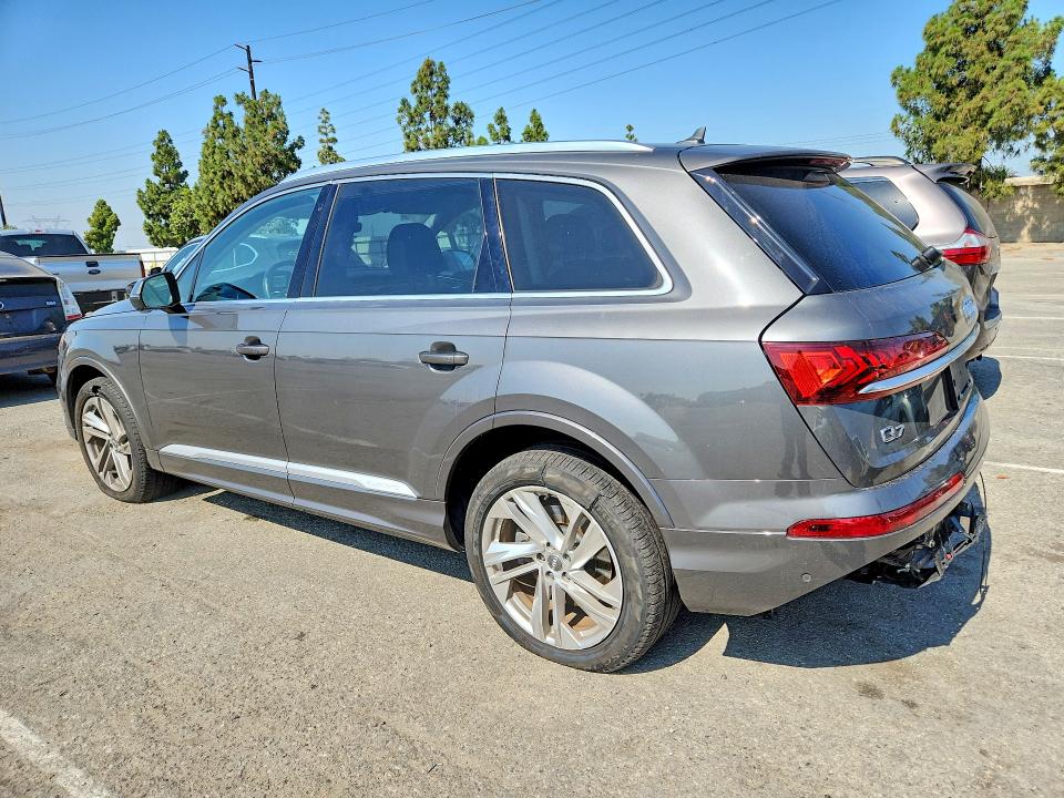55141086 :رقم المزاد ، WA1LXAF72LD000298 vin ، 2020 Audi Q7 مزاد بيع