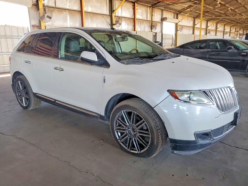 55474316 :رقم المزاد ، 2LMDJ8JKXBBJ32200 vin ، 2011 Lincoln Mkx مزاد بيع