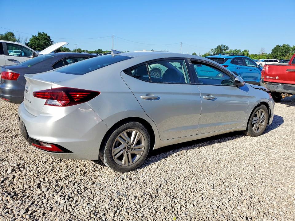 2020 Hyundai Elantra მანქანა იყიდება აუქციონზე, vin: 5NPD84LF2LH523884, აუქციონის ნომერი: 57535726