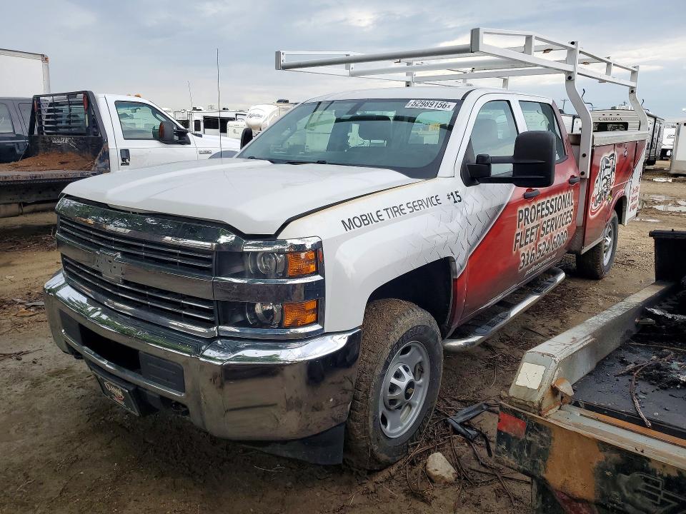 Продажа на аукционе авто 2015 Chevrolet Silverado, vin: 1GC1KUEG3FF131683, номер лота: 52989156