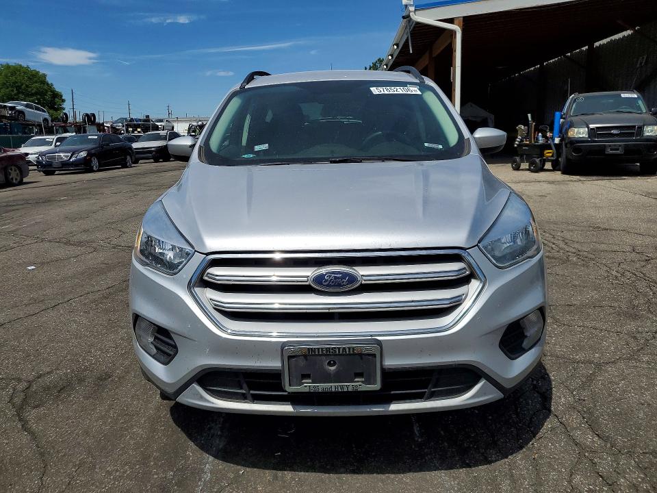 57852106 :رقم المزاد ، 1FMCU9GD0JUA10998 vin ، 2018 Ford Escape مزاد بيع