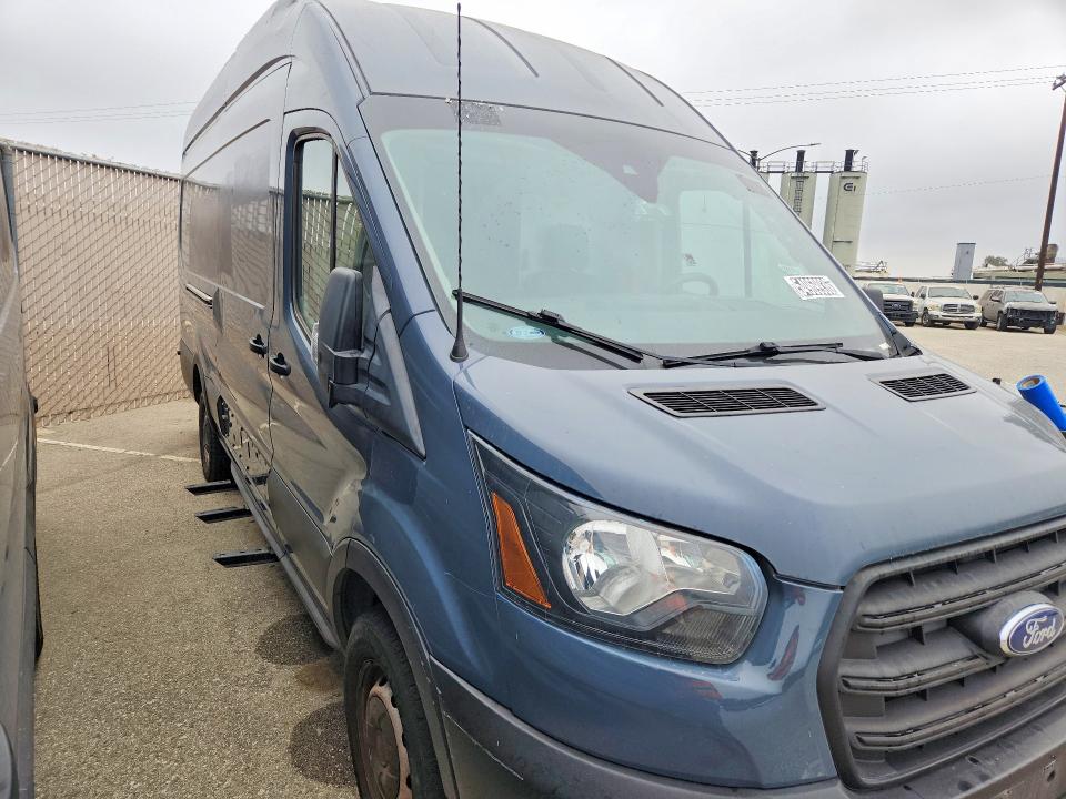 54969936 :رقم المزاد ، 1FTBR3X87LKB09608 vin ، 2020 Ford Transit مزاد بيع