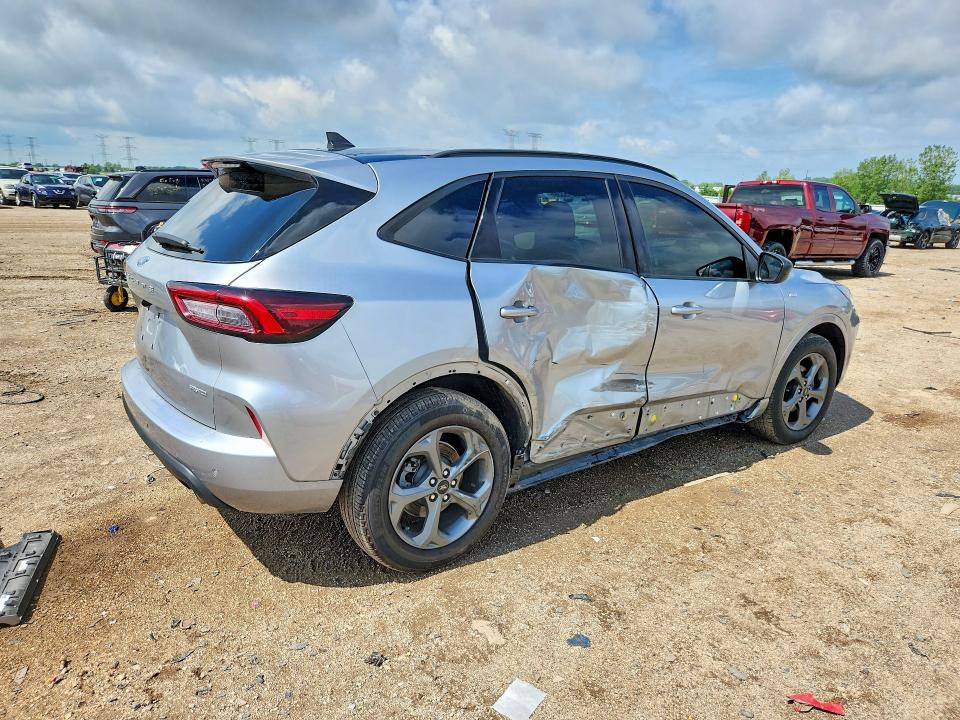 Продажа на аукционе авто 2023 Ford Escape, vin: 1FMCU9MN1PUB43145, номер лота: 56153396
