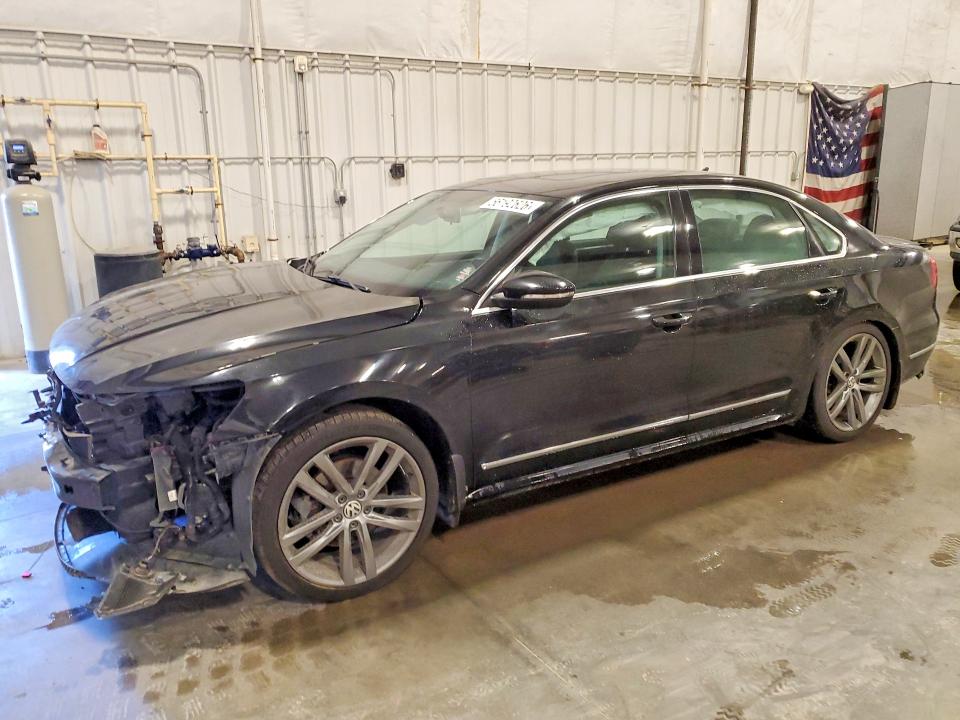 2016 Volkswagen Passat მანქანა იყიდება აუქციონზე, vin: 1VWBT7A36GC029817, აუქციონის ნომერი: 56192626