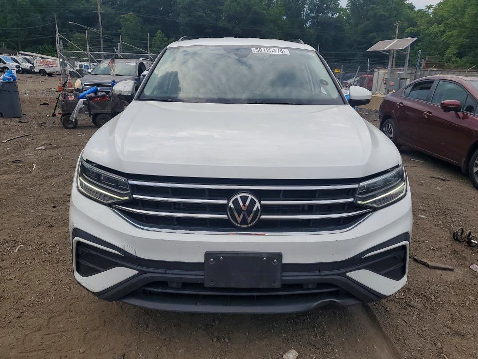58125376 :رقم المزاد ، 3VVRB7AX1PM072369 vin ، 2023 Volkswagen Tiguan مزاد بيع