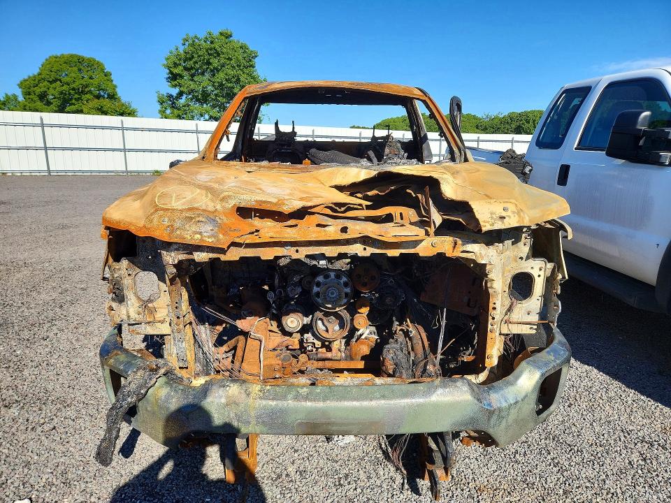 49640306 :رقم المزاد ، 1GT39TE76LF208332 vin ، 2020 Gmc Sierra مزاد بيع