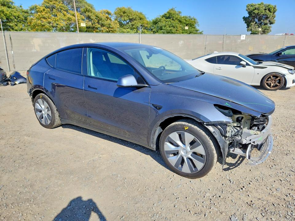 55896116 :رقم المزاد ، 7SAYGDED3PF962583 vin ، 2023 Tesla Model Y مزاد بيع