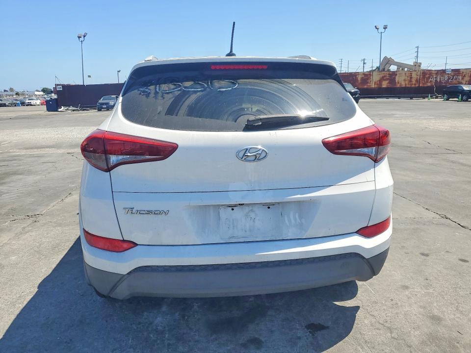 2017 Hyundai Tucson მანქანა იყიდება აუქციონზე, vin: KM8J33A40HU297530, აუქციონის ნომერი: 59193556