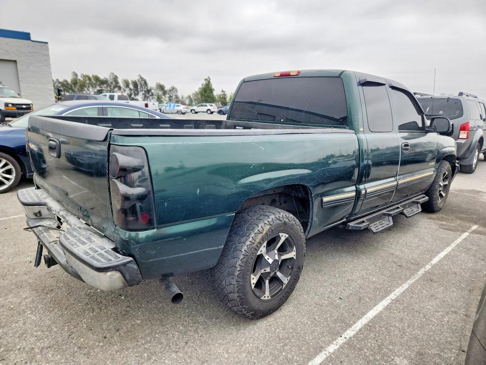 2001 Chevrolet Silverado მანქანა იყიდება აუქციონზე, vin: 2GCEC19V711315286, აუქციონის ნომერი: 57954256