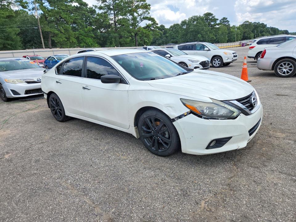 58138406 :رقم المزاد ، 1N4AL3AP3HC255170 vin ، 2017 Nissan Altima مزاد بيع