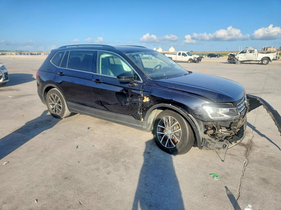 85449275 :رقم المزاد ، 3VV2B7AX8KM012387 vin ، 2019 Volkswagen Tiguan مزاد بيع