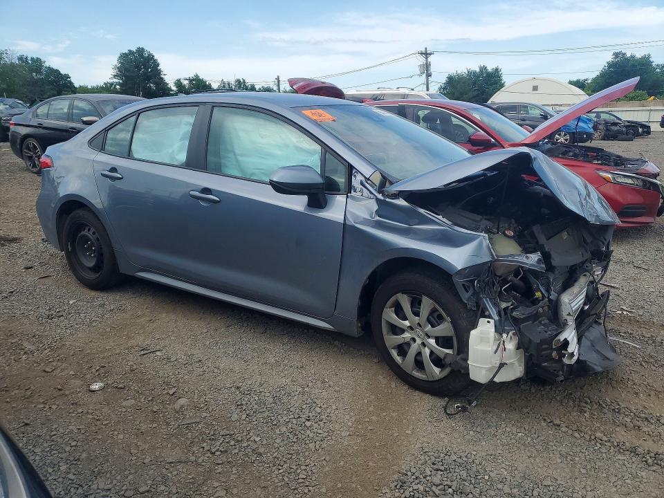 56443936 :رقم المزاد ، 5YFEPMAE0NP282849 vin ، 2022 Toyota Corolla مزاد بيع