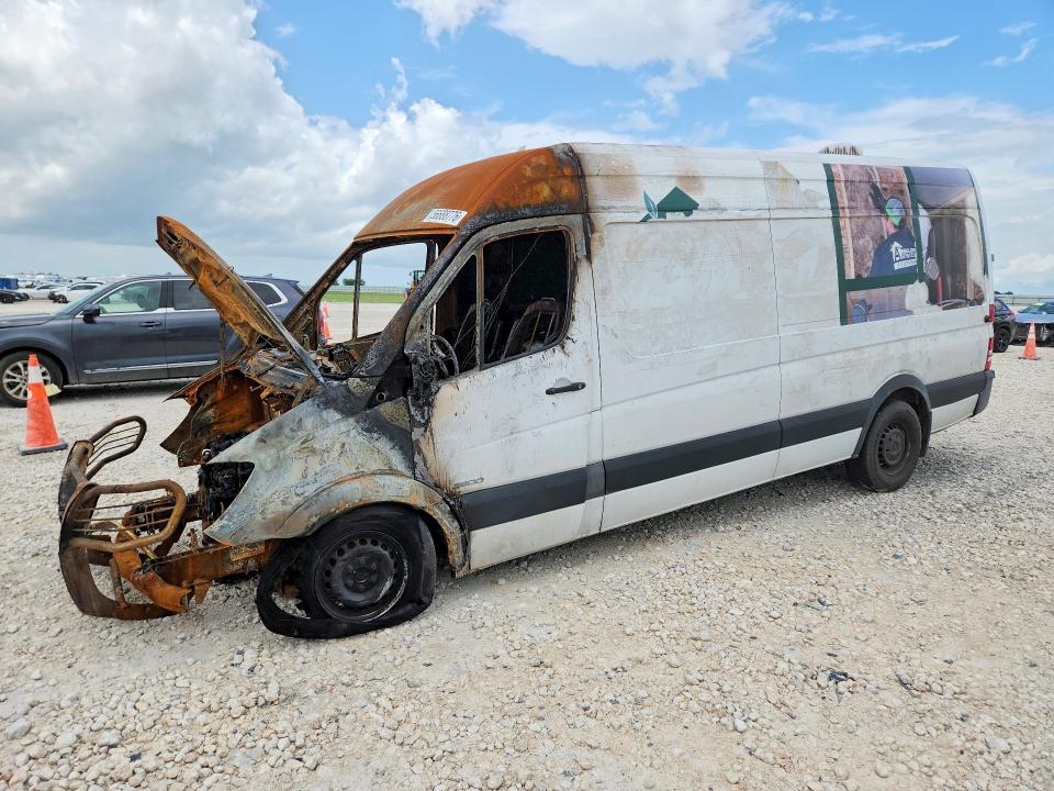 Продаж на аукціоні авто 2014 Freightliner Sprinter, vin: WDYPE8DC7E5922198, номер лоту: 56688776