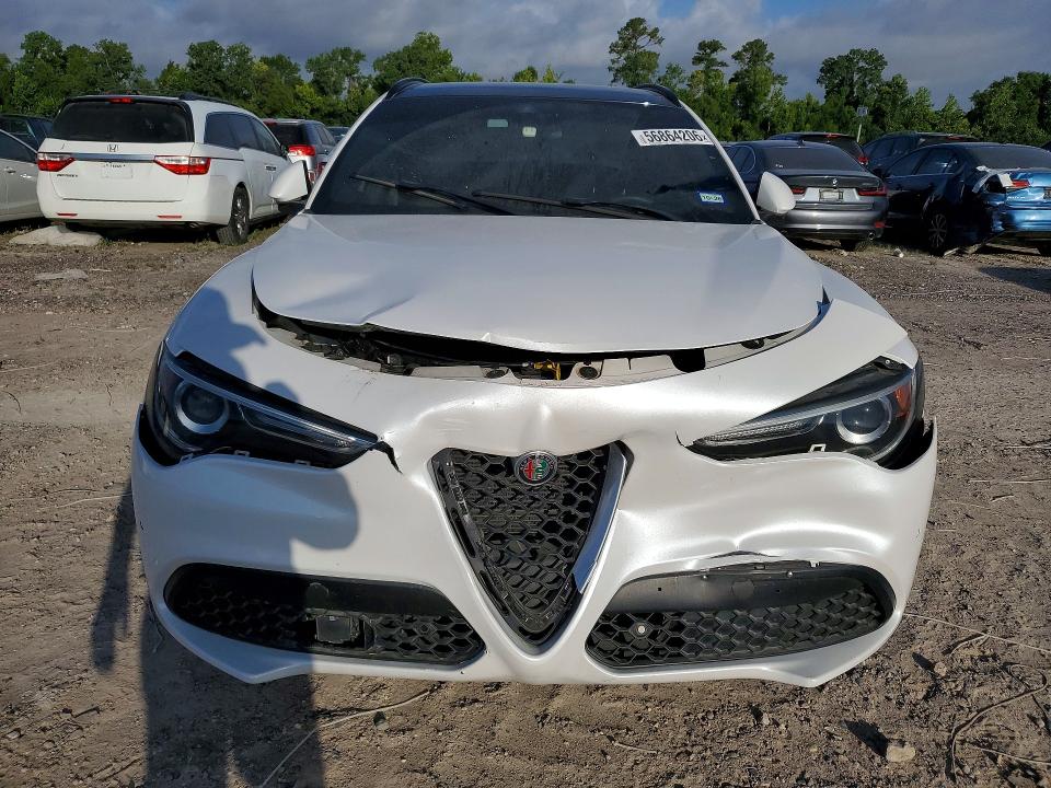 Aukcja sprzedaży 2018 Alfa Romeo Stelvio, vin: ZASFAKNN7J7B85784, numer aukcji: 56864206