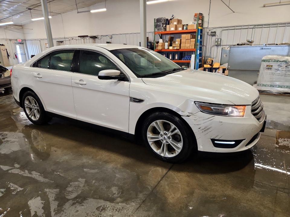 2013 Ford Taurus მანქანა იყიდება აუქციონზე, vin: 1FAHP2E87DG221350, აუქციონის ნომერი: 57405846