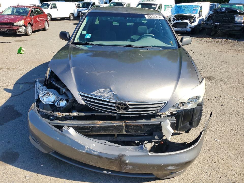 2005 Toyota Camry მანქანა იყიდება აუქციონზე, vin: JTDBE32K453033907, აუქციონის ნომერი: 58332306