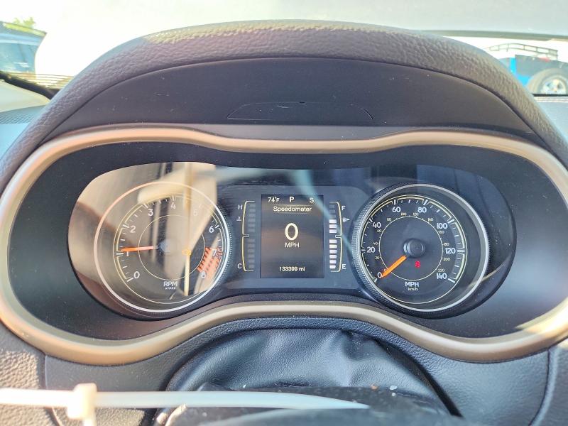 2015 Jeep Cherokee მანქანა იყიდება აუქციონზე, vin: 1C4PJMCS0FW795492, აუქციონის ნომერი: 58805116