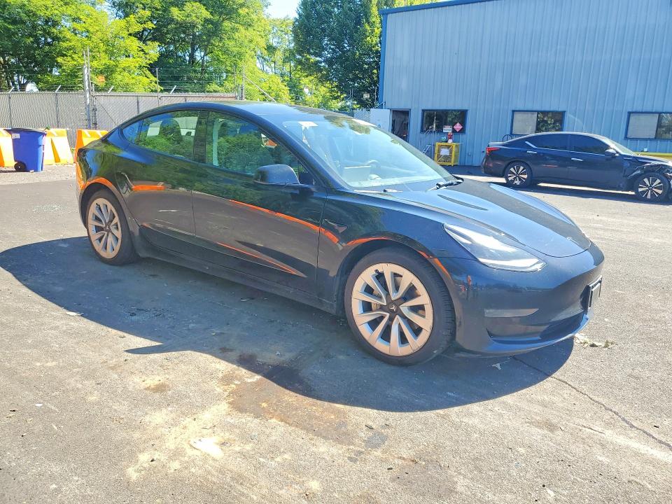 57202136 :رقم المزاد ، 5YJ3E1EA4NF371726 vin ، 2022 Tesla Model 3 مزاد بيع