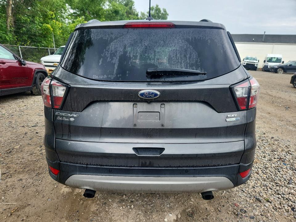 2018 Ford Escape მანქანა იყიდება აუქციონზე, vin: 1FMCU9HD3JUA44061, აუქციონის ნომერი: 58156376
