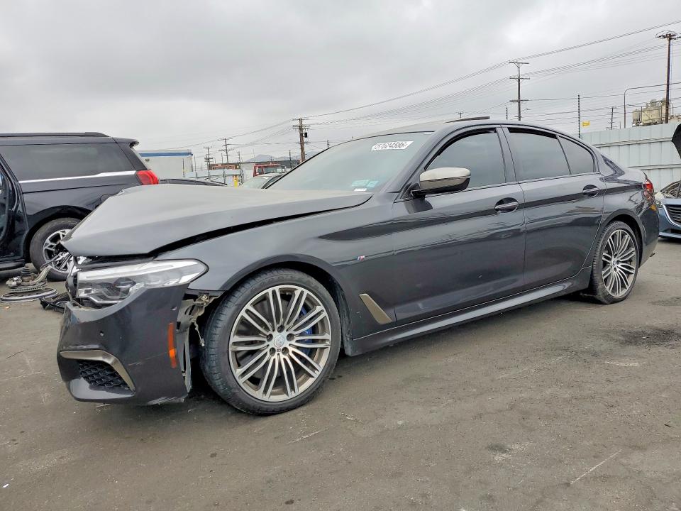 57624586 :رقم المزاد ، WBAJB9C57JG463639 vin ، 2018 Bmw M550xi مزاد بيع