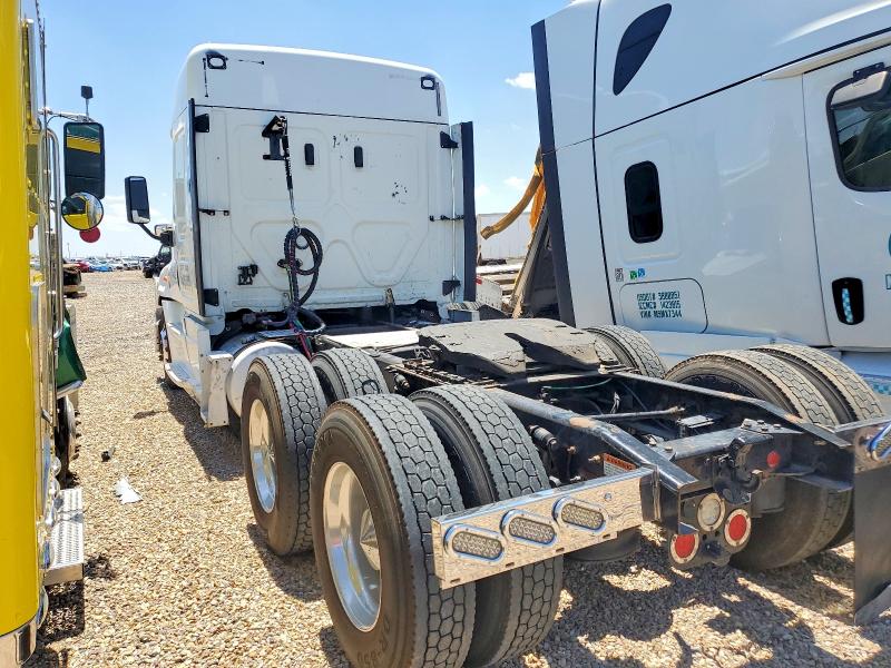 Продажа на аукционе авто 2019 Freightliner Cascadia 125, vin: 3AKJGLDRXKDKD9032, номер лота: 56775956
