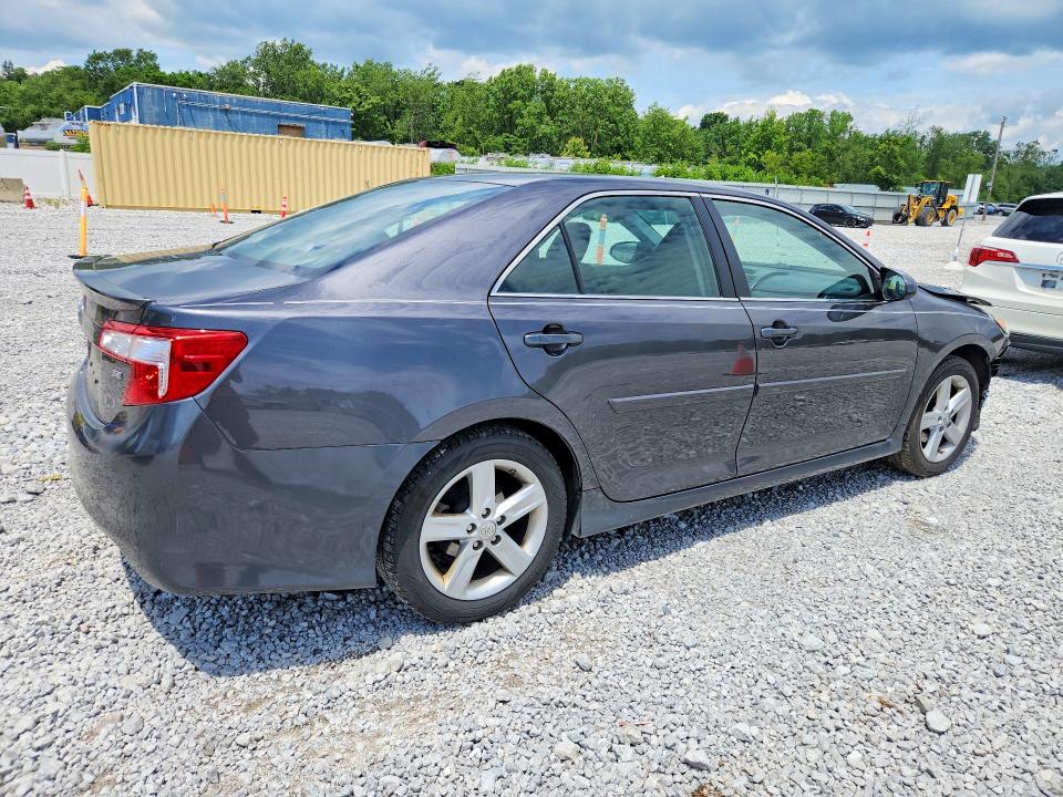 57042956 :رقم المزاد ، 4T1BF1FK8DU246312 vin ، 2013 Toyota Camry مزاد بيع
