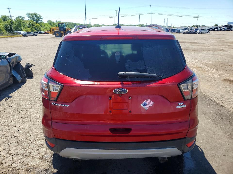 Продаж на аукціоні авто 2018 Ford Escape, vin: 1FMCU0GD1JUA82532, номер лоту: 58620856