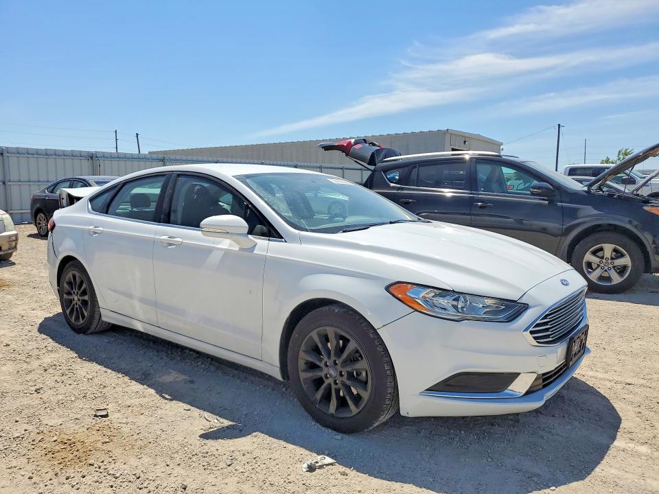2017 Ford Fusion მანქანა იყიდება აუქციონზე, vin: 3FA6P0HDXHR305066, აუქციონის ნომერი: 55182656