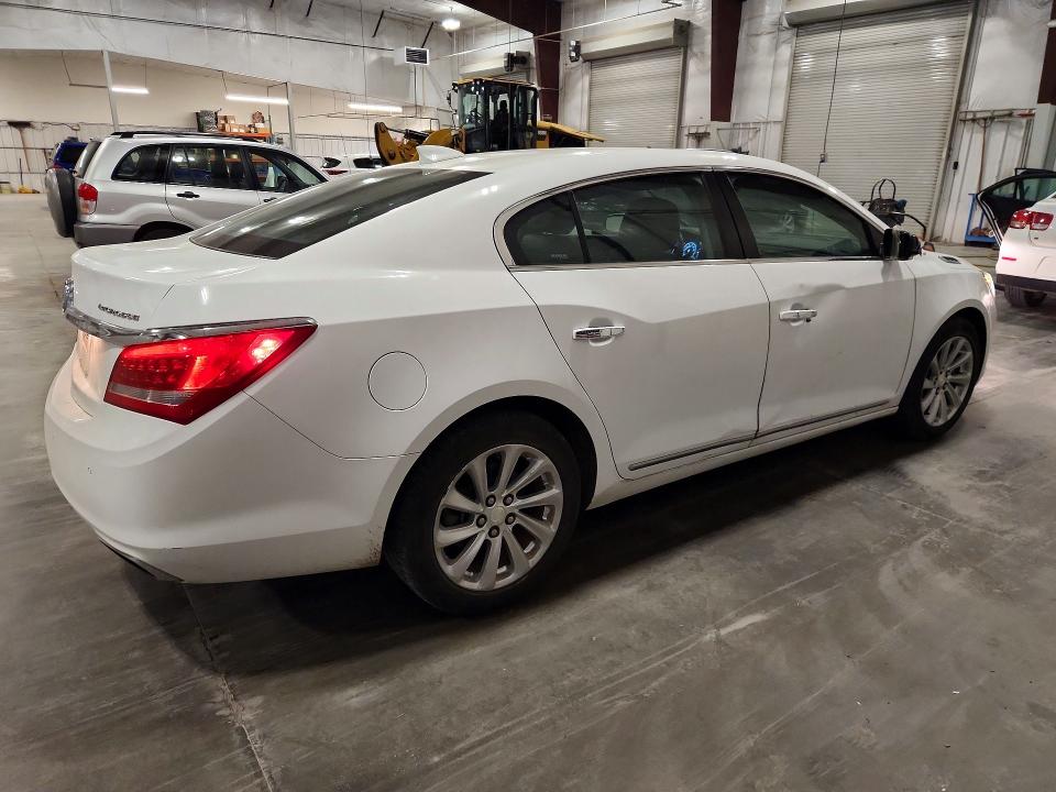 58446746 :رقم المزاد ، 1G4GB5G35GF218010 vin ، 2016 Buick Lacrosse مزاد بيع