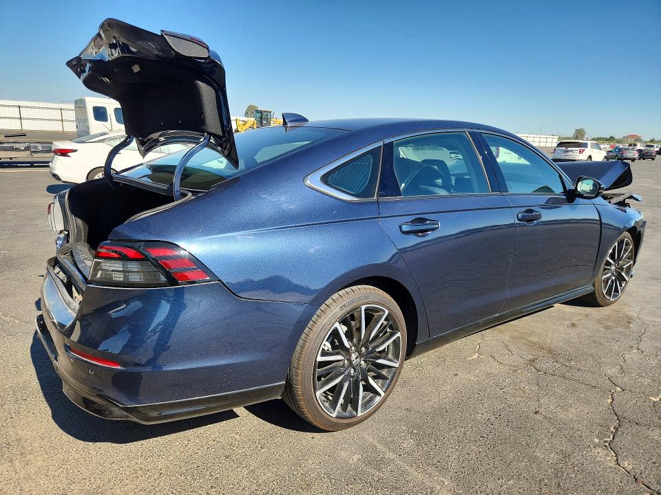 2025 Honda Accord მანქანა იყიდება აუქციონზე, vin: 1HGCY2F86SA037468, აუქციონის ნომერი: 58317836