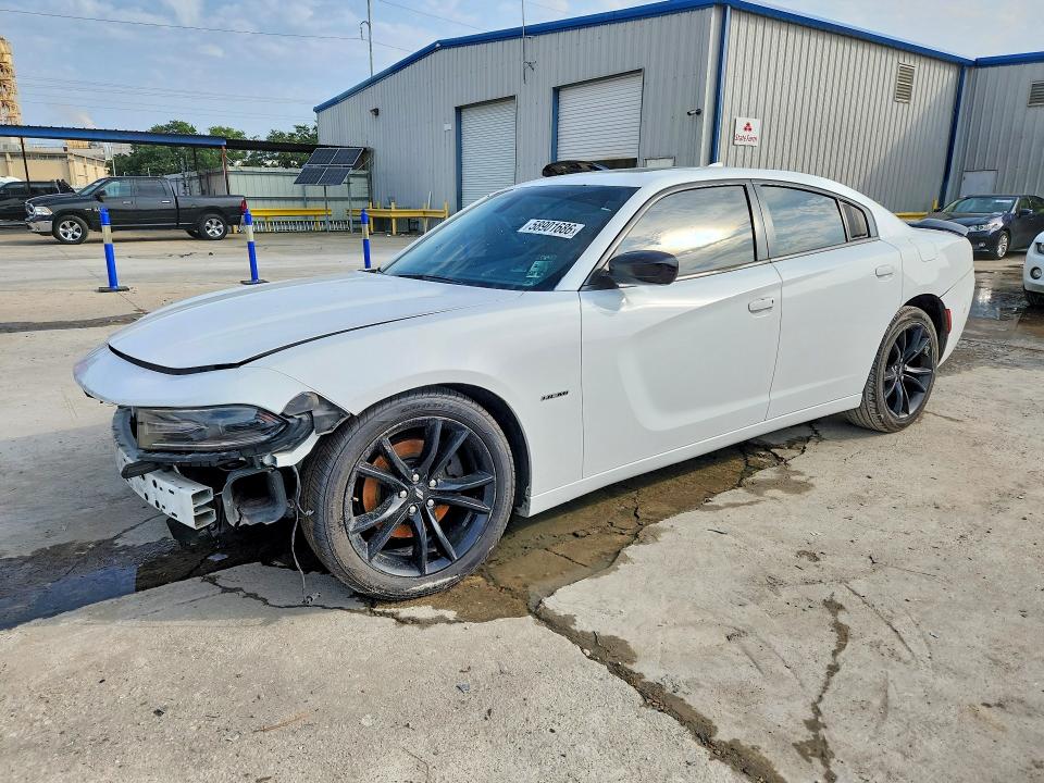 2017 Dodge Charger მანქანა იყიდება აუქციონზე, vin: 2C3CDXCT2HH642392, აუქციონის ნომერი: 58901686