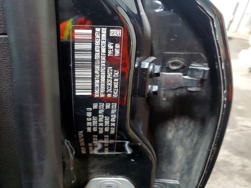 57228486 :رقم المزاد ، ZACCJBCB7JPH37274 vin ، 2018 Jeep Renegade مزاد بيع