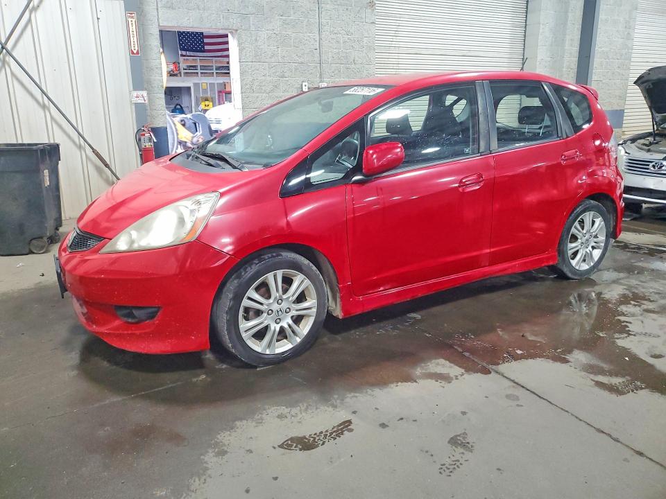 58257116 :رقم المزاد ، JHMGE8H44AC011622 vin ، 2010 Honda Fit مزاد بيع