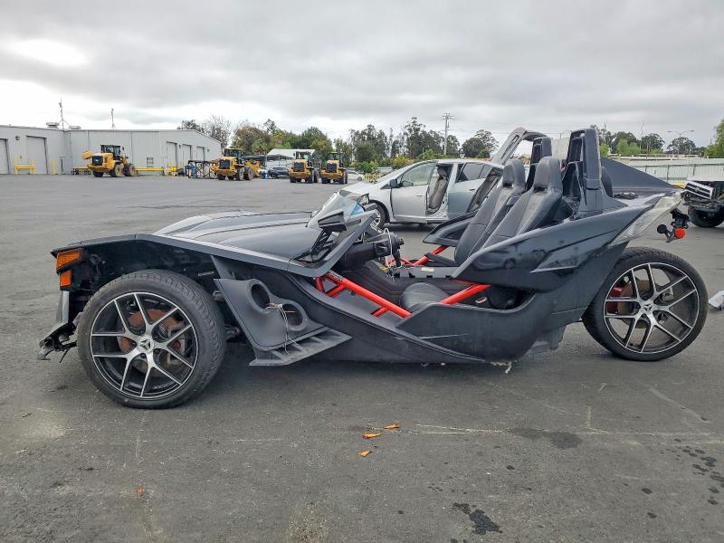 57345606 :رقم المزاد ، 57XAAPFA7G5109716 vin ، 2016 Polaris Slingshot مزاد بيع