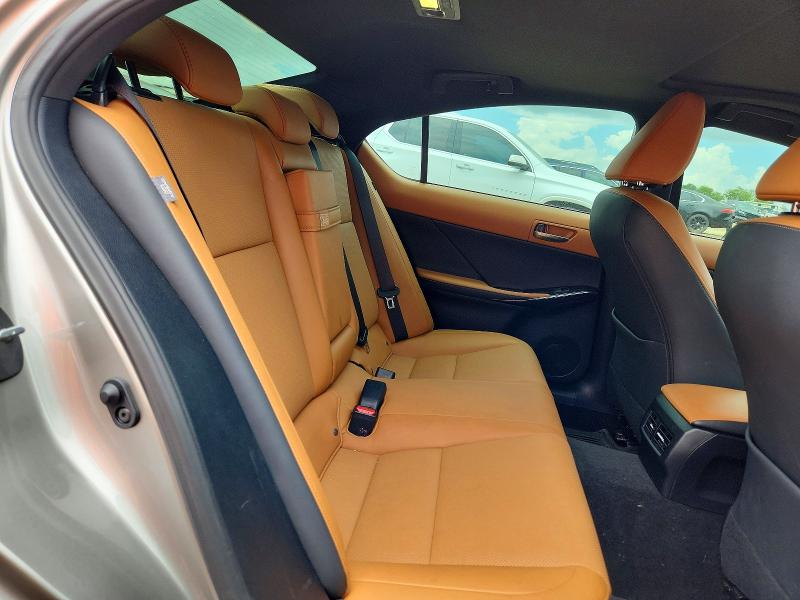 57224516 :رقم المزاد ، JTHDA1D27N5119866 vin ، 2022 Lexus Is مزاد بيع