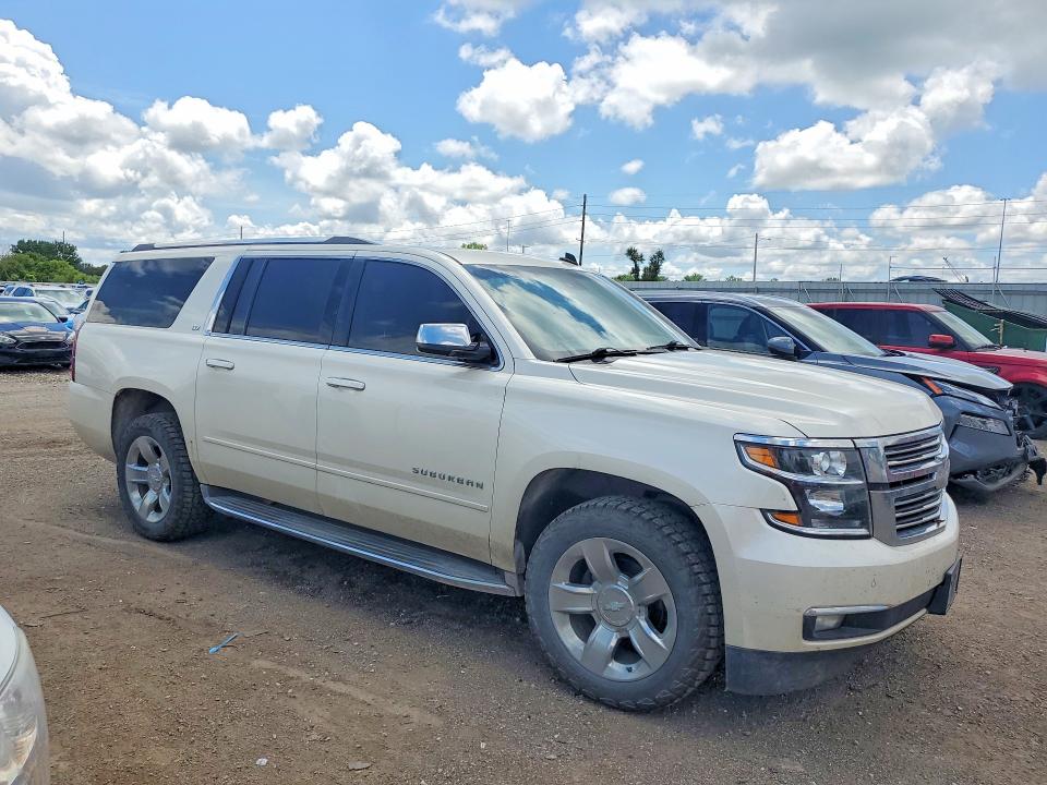 56151856 :رقم المزاد ، 1GNSKKKC9FR147421 vin ، 2015 Chevrolet Suburban مزاد بيع