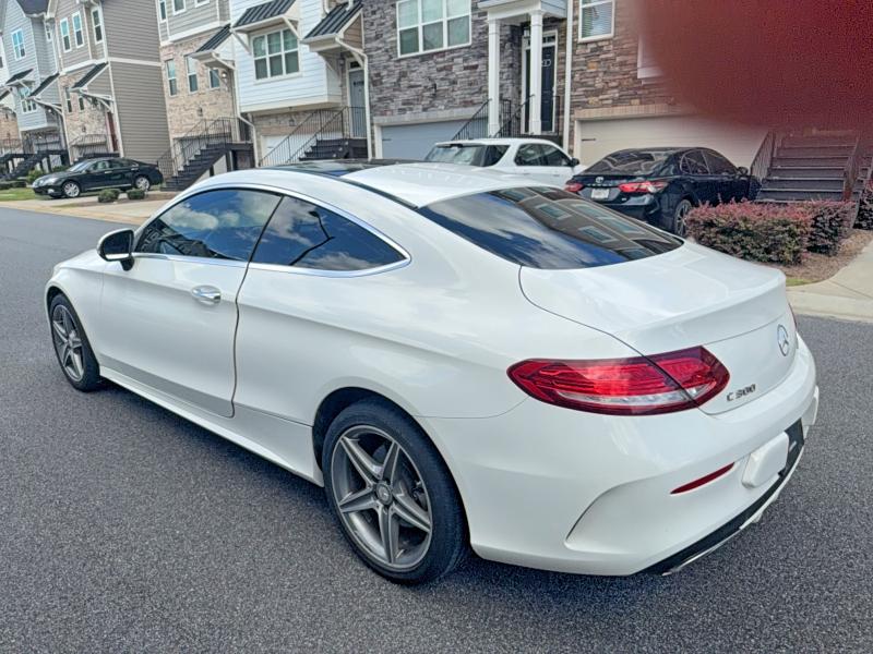 58349596 :رقم المزاد ، WDDWJ4KB7HF538870 vin ، 2017 Mercedes-benz C مزاد بيع