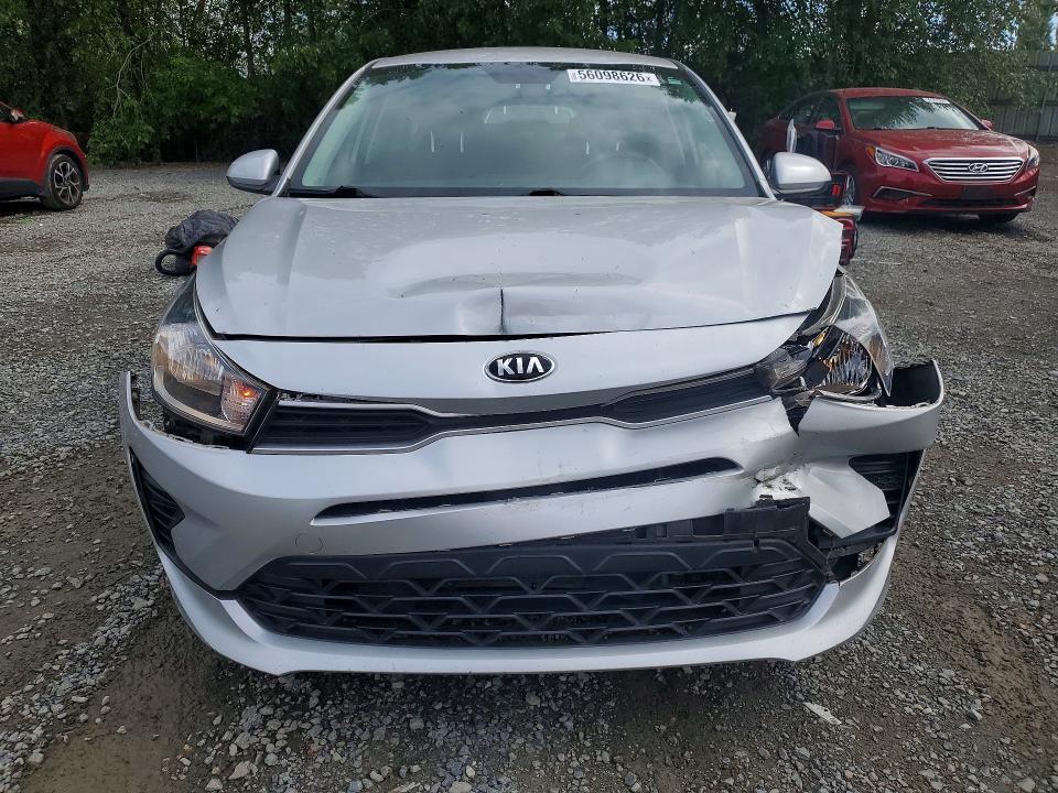 2021 Kia Rio მანქანა იყიდება აუქციონზე, vin: 3KPA24AD4ME378116, აუქციონის ნომერი: 56098626