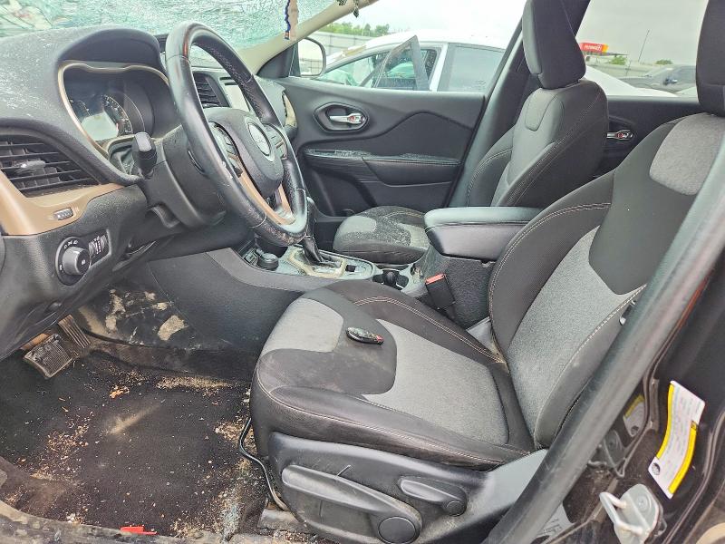 58923896 :رقم المزاد ، 1C4PJMCS8EW232494 vin ، 2014 Jeep Cherokee مزاد بيع