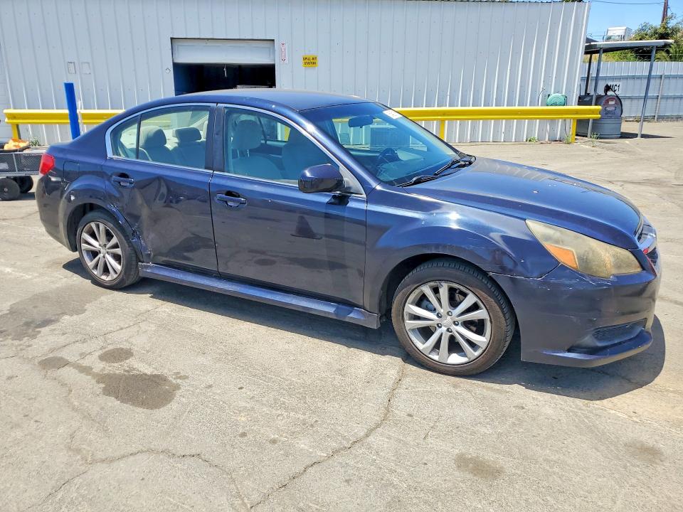 2013 Subaru Legacy 2 მანქანა იყიდება აუქციონზე, vin: 4S3BMBC64D3047075, აუქციონის ნომერი: 85462165