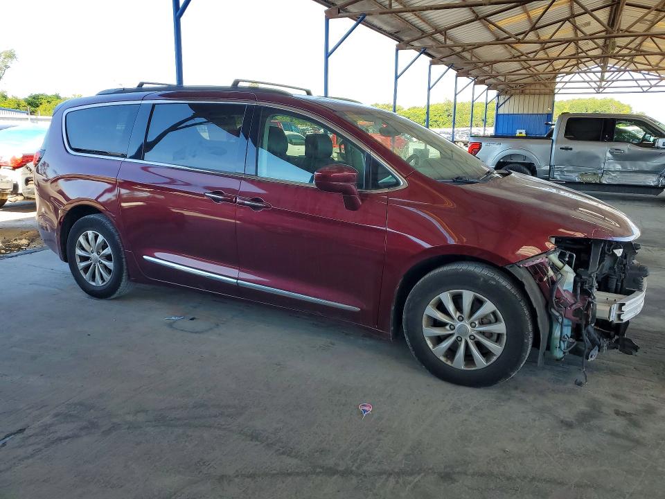 Продаж на аукціоні авто 2017 Chrysler Pacifica, vin: 2C4RC1BG6HR583271, номер лоту: 57319436