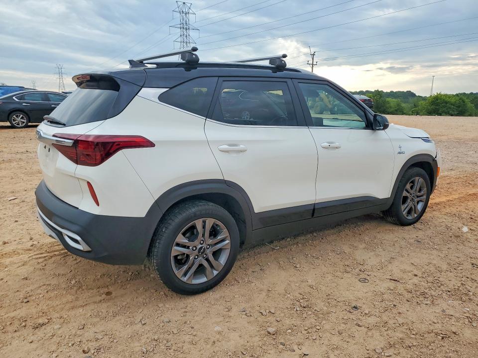 2022 Kia Seltos მანქანა იყიდება აუქციონზე, vin: KNDEUCAA2N7344074, აუქციონის ნომერი: 58930386
