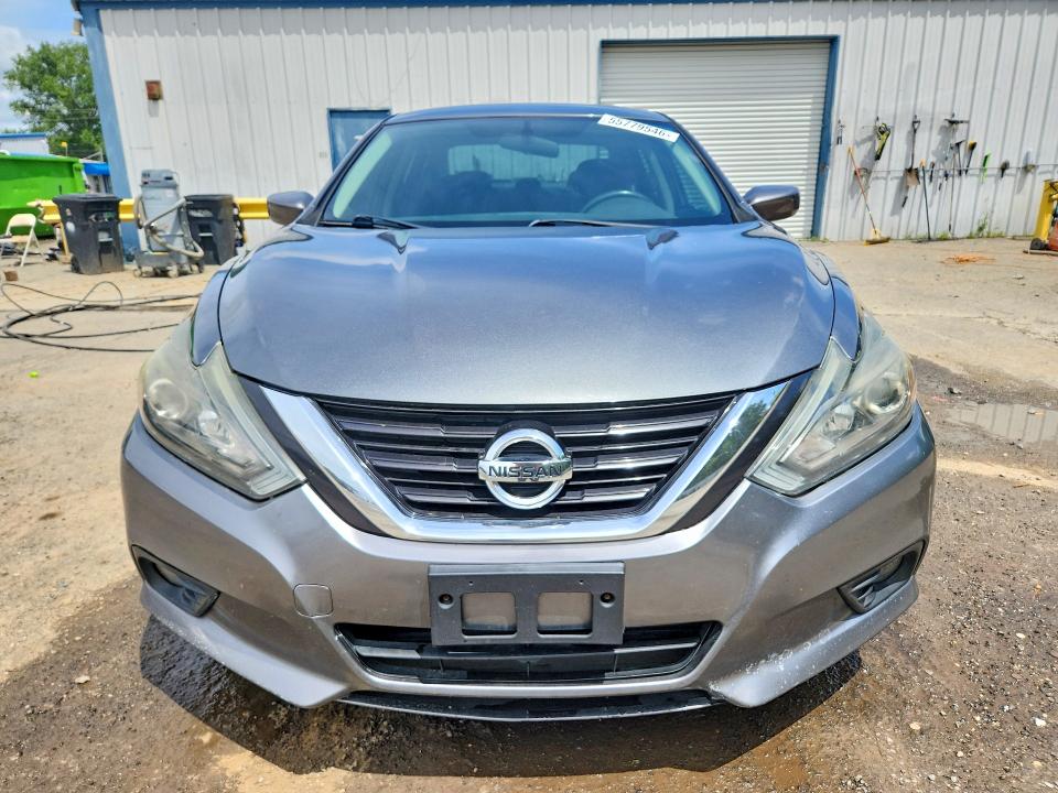 Продажа на аукционе авто 2018 Nissan Altima, vin: 1N4AL3AP7JC100966, номер лота: 55779546